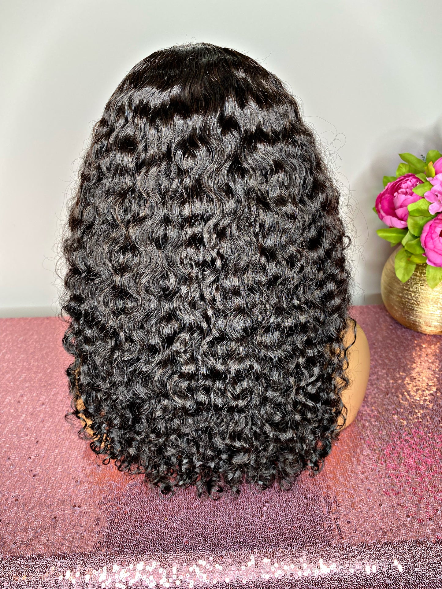 Lace closure wig construction